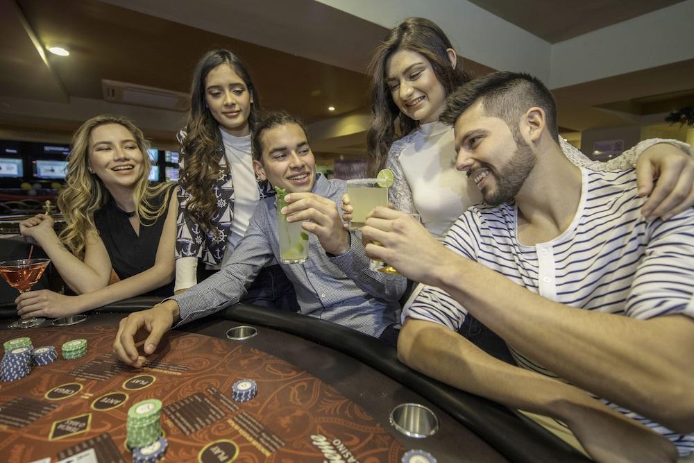 San Nicolas Hotel Casino Ensenada Buitenkant foto